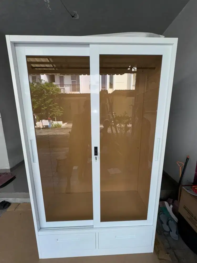 Lemari sliding besi full