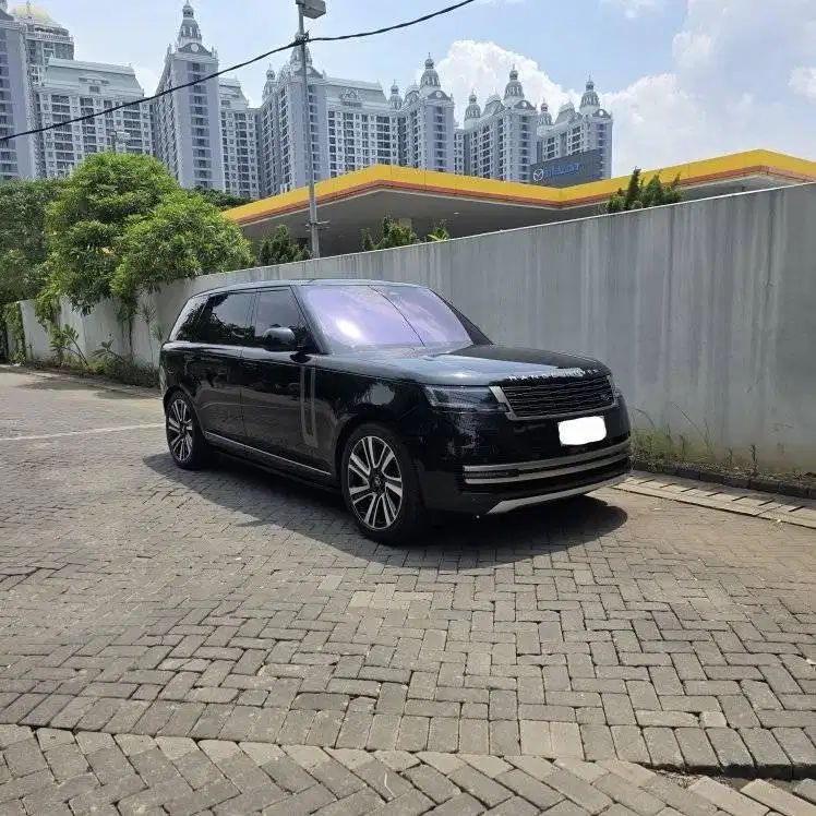 2023 Range Rover Vogue LWB Hybrid PHEV ATPM km 6000