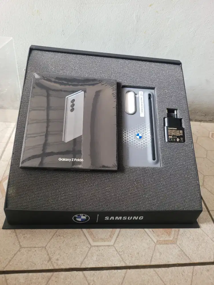 Samsung Z Fold 6 Limited Edition BMW