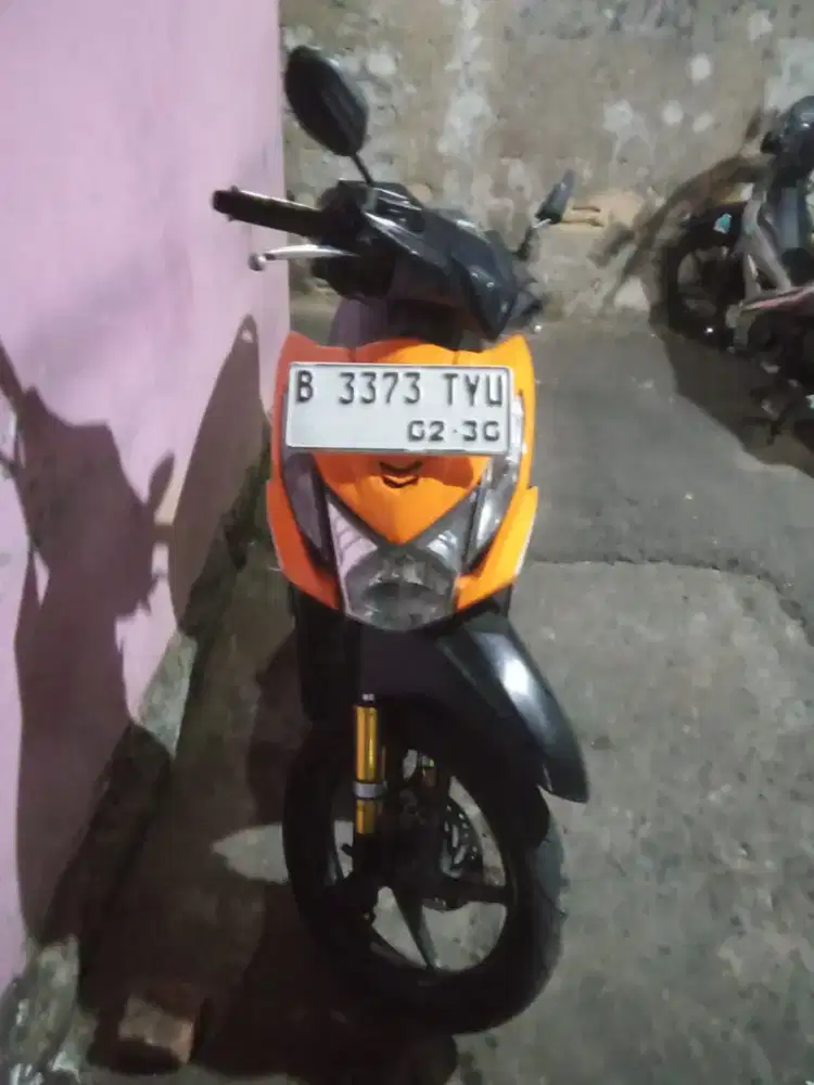 Beat 2014 orange hitam