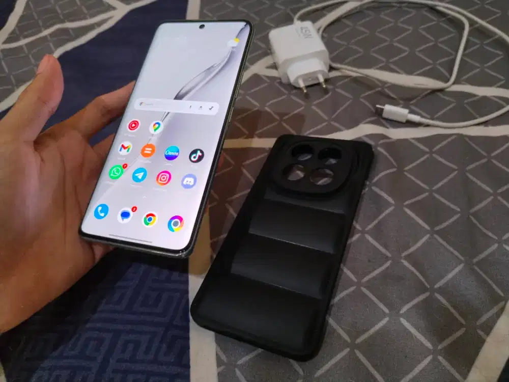 Poco X7 5G 8/256 second mulus hp + charger ori