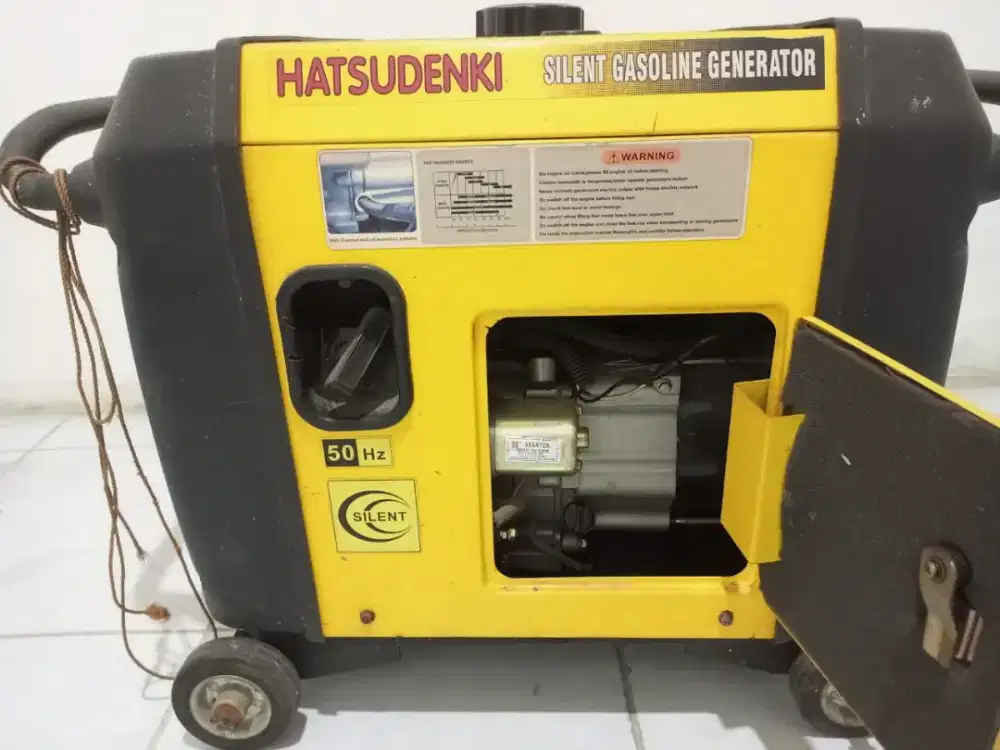 Genset merek hatsudenkii silent gasoline 2000 watt