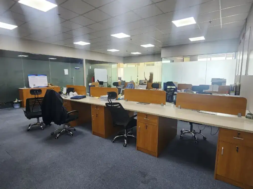 Disewakan Office Gold Coast PIK, 190m2, Sudah Renov