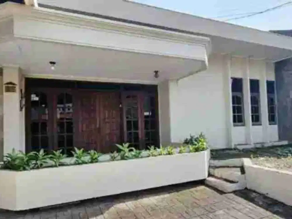 Dijual Rumah Bagus Siap Pakai Dekat Abdulrahman Saleh, Kalibanteng, Semarang