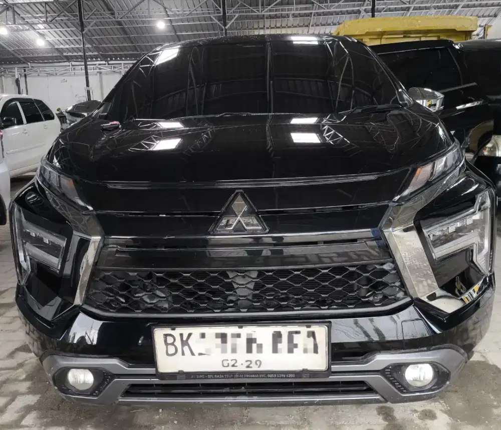 Xpander Ultimate matic 2023 Hitam