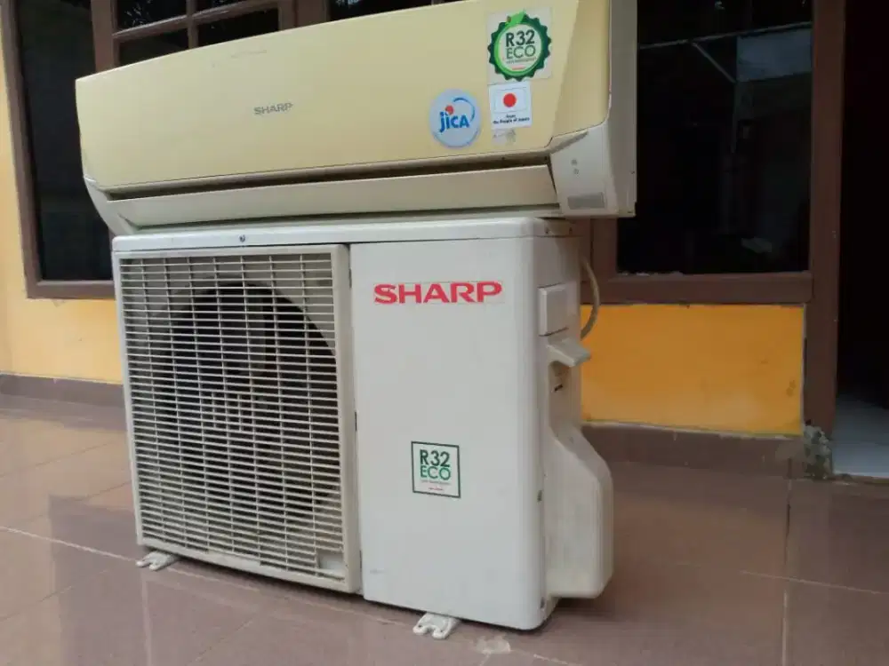 Jual cepat AC Sharp  BU buat bangun asrama santri