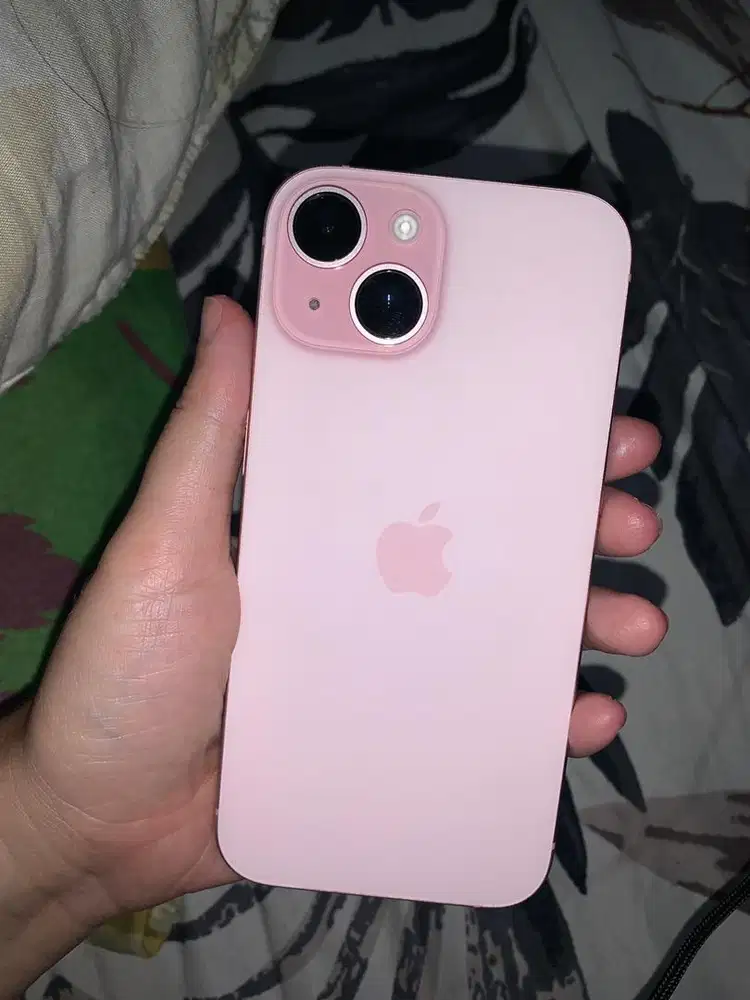 Iphone 15 pink ibox