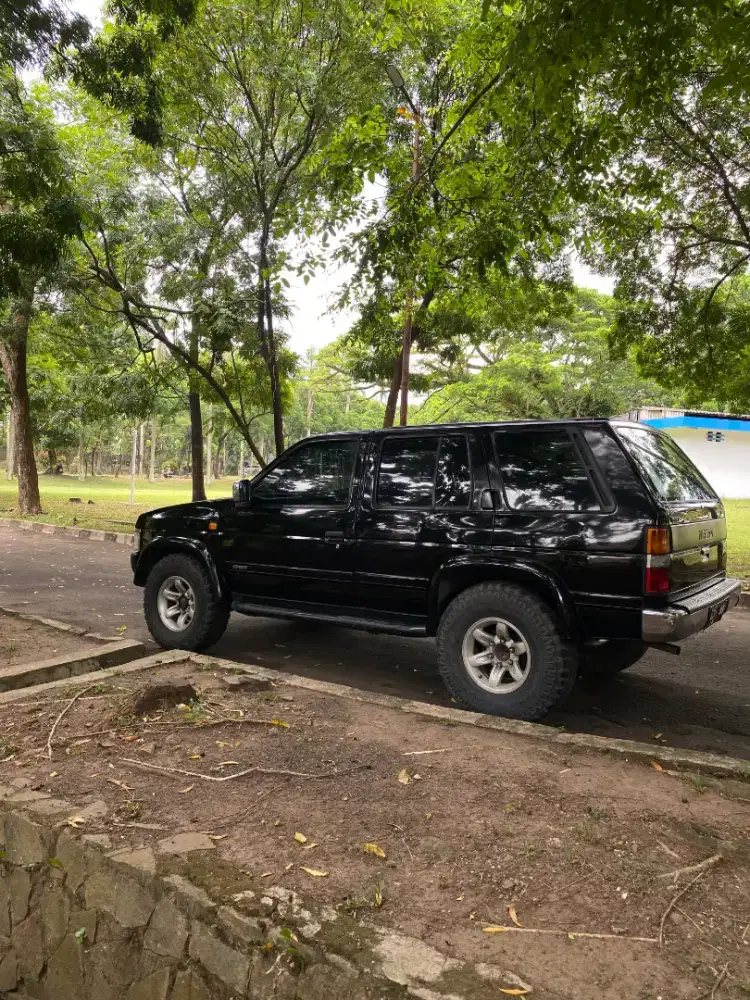 Nissan terrano spirit MT SUV