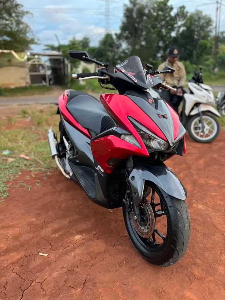 Yamaha aerox 2017 old gresh tinggal pake