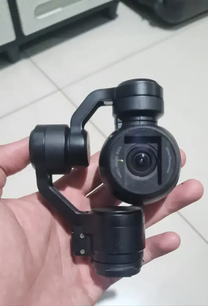 Lensa DJI OSMO ZENMUSE X3
Kamera dji zenmuse x3