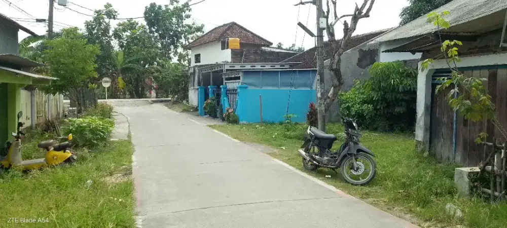Dijual tempat lokasi strategis,di jl rya desa kedung wungu-kota gubug.