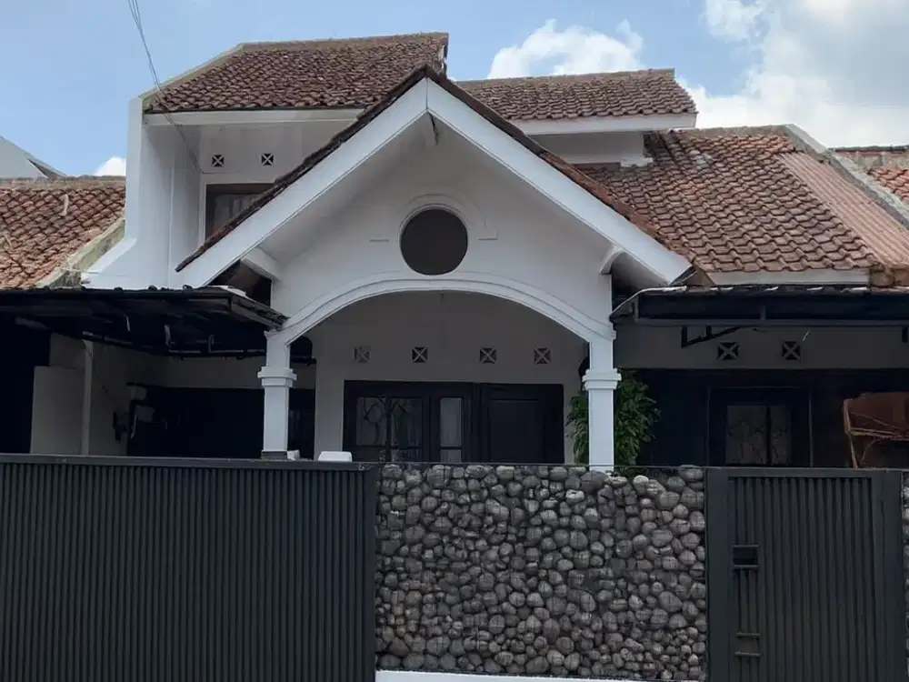 Rumah MURAH Antapani dekat Pratista Antapani Kidul Lokasi Strategis | LA085