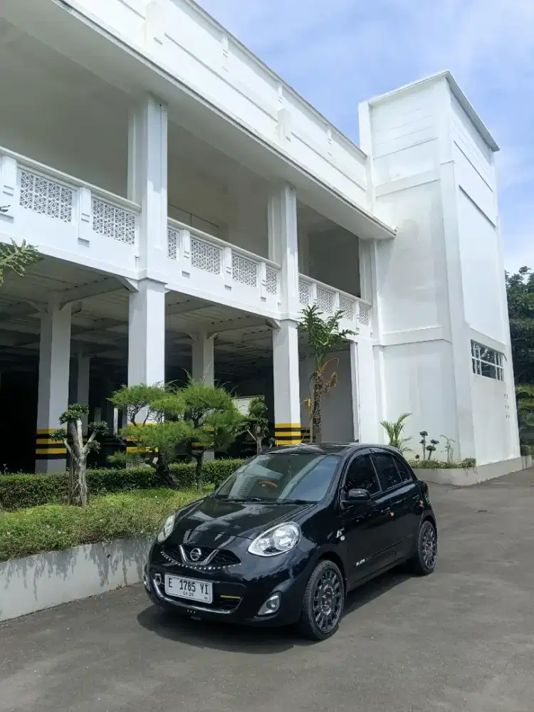 Forsale Nissan March XS 1.5 2014 CBU Manual