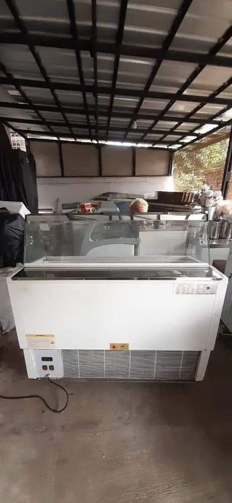 JUAL CEPAT! GEA Gelato Showcase SAMOA 7V (Fan Cooling) – 7 Nampan / 7