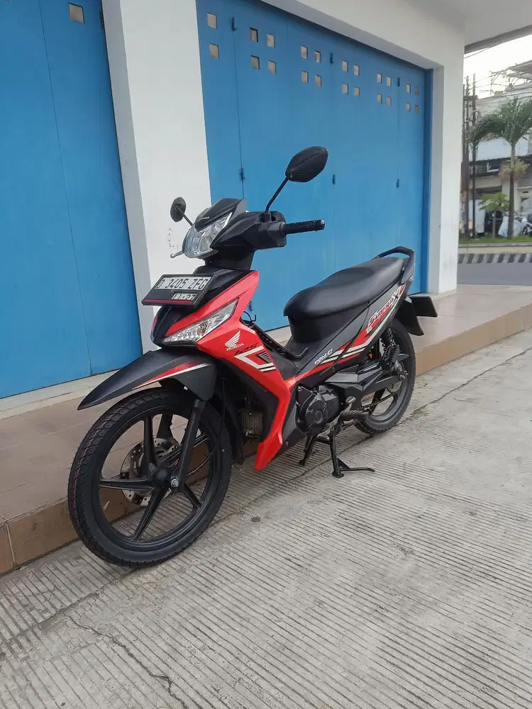 Honda supra x 125 2022 mulus antik