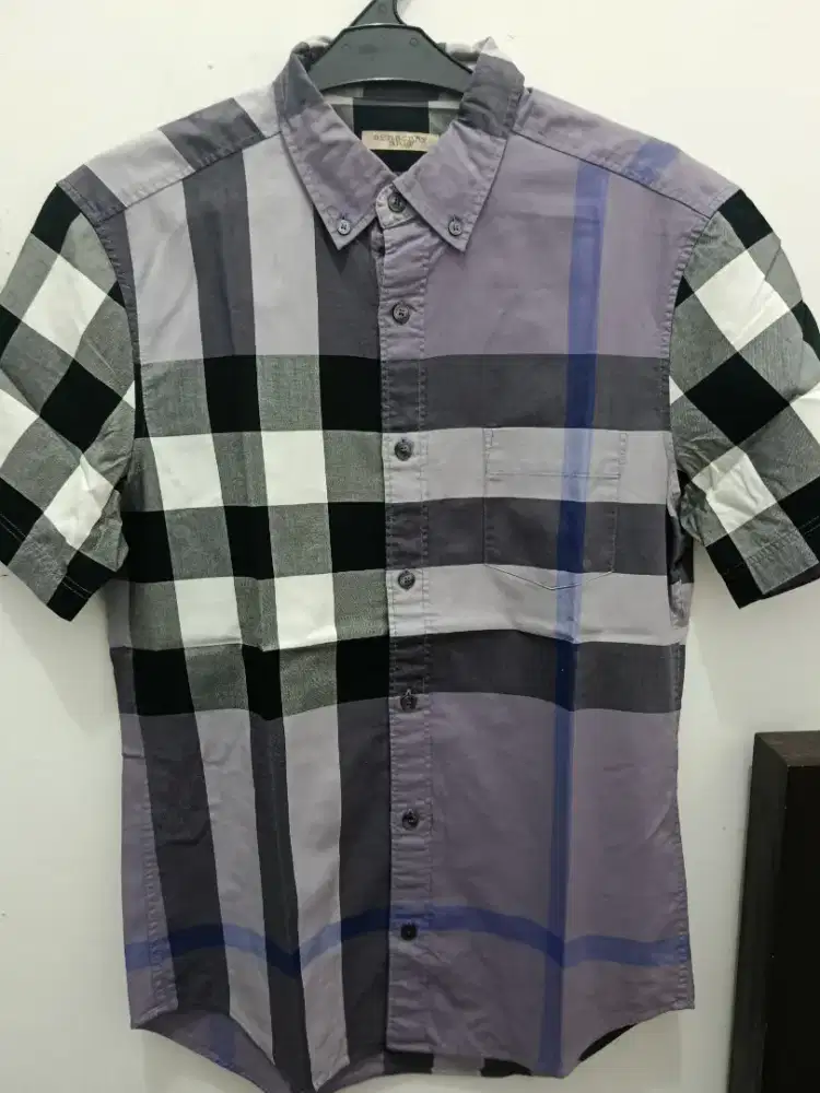Kemeja Burberry Auth