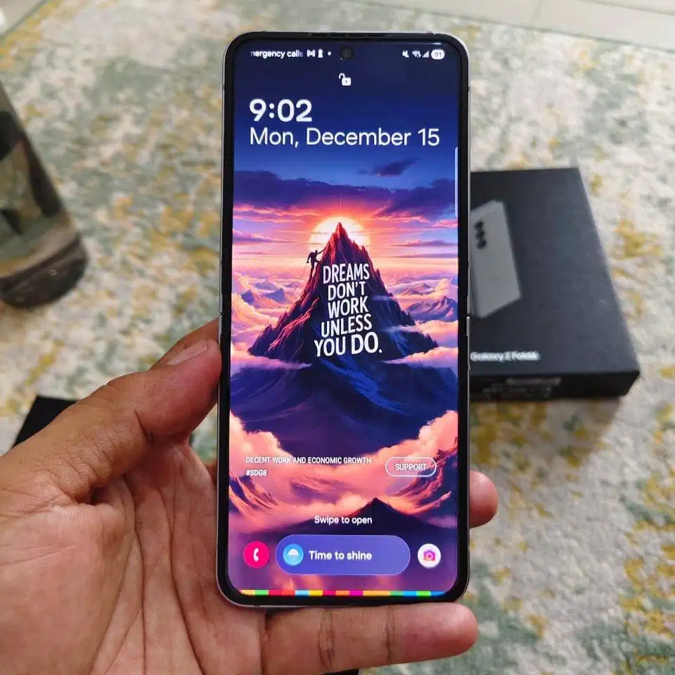 Samsung Galaxy Z Flip 6 Silver 12/256GB