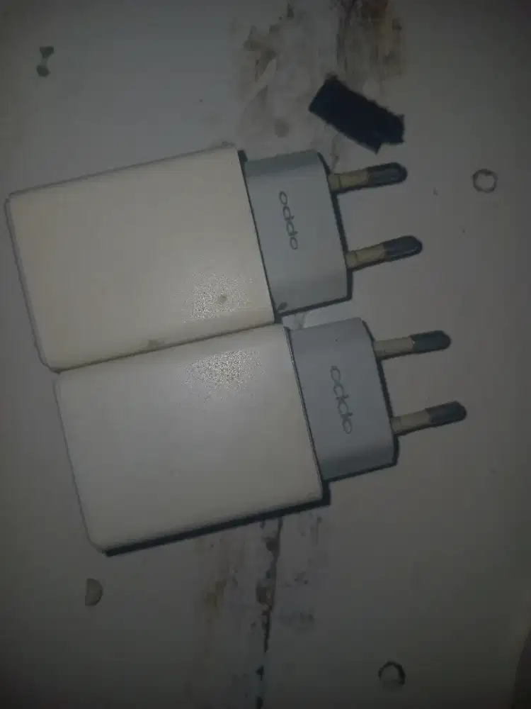 Adapter/Chargernya saja(tanpa kabel) 0pp0 minus Pemakaian