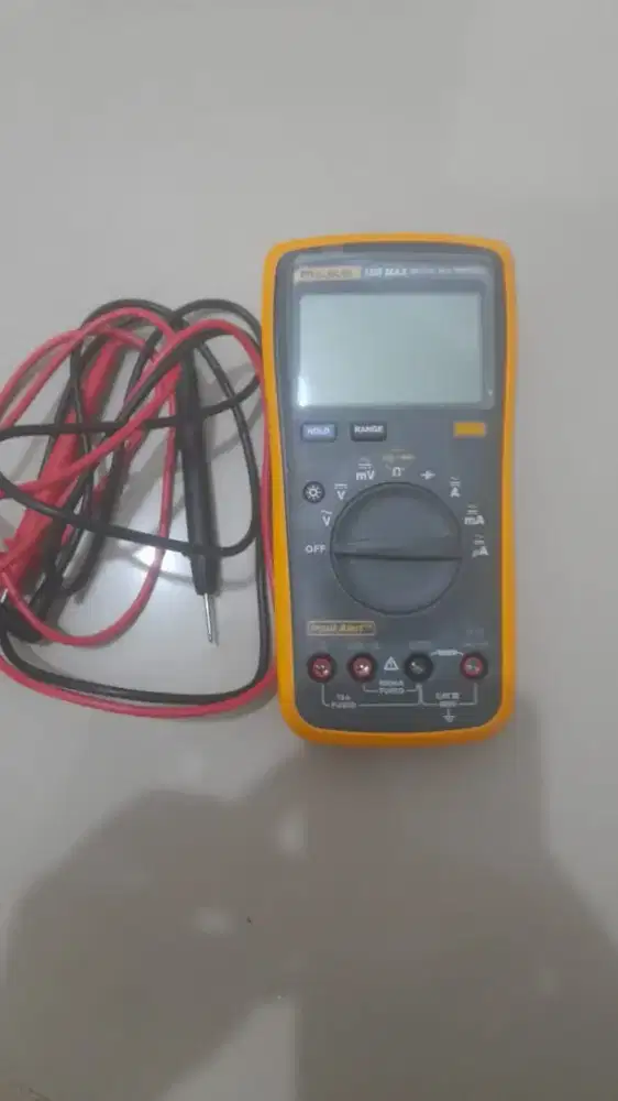 FLUKE 15B max digital multimeter *alat listrik