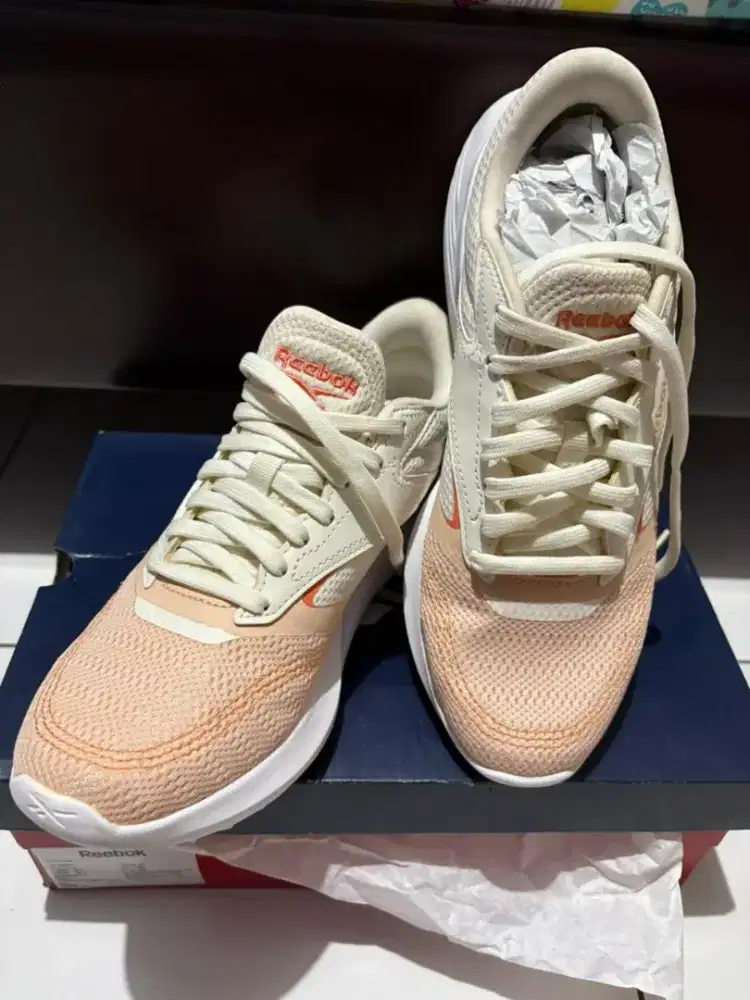 fs reebok jarang dipakai lengkap