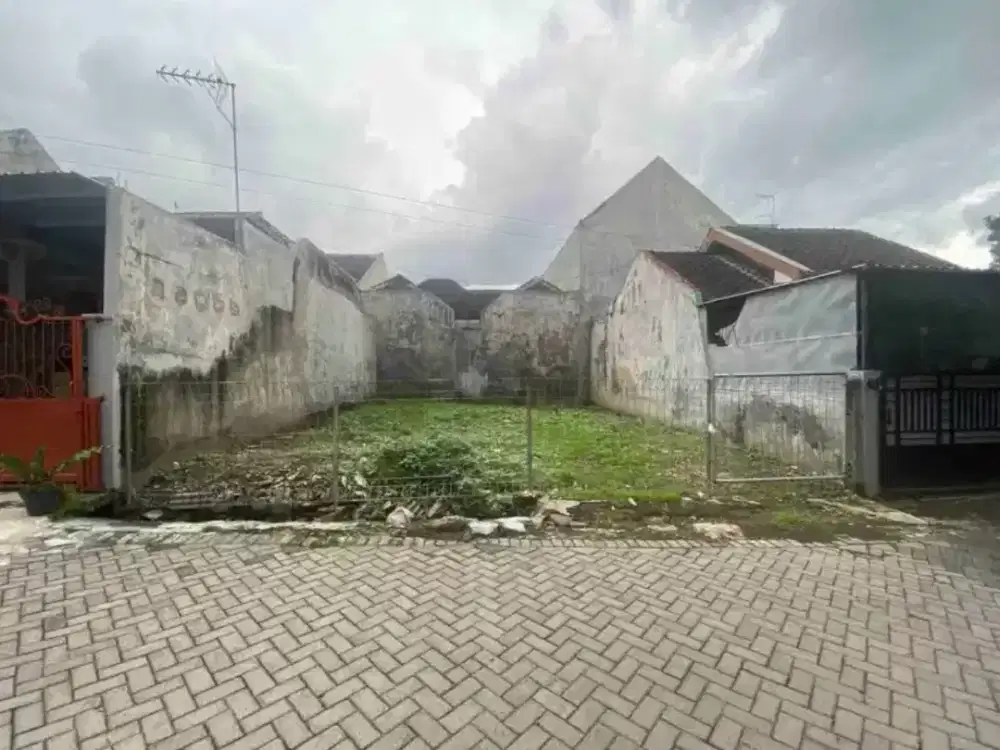 TANAH AREA CANDI PANGGUNG DEPAN PERUM BUMI PALAPA SUHAT