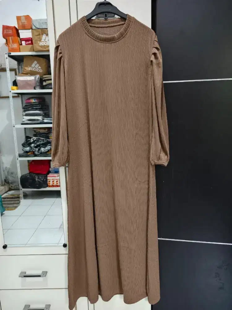 Gamis knit wanita