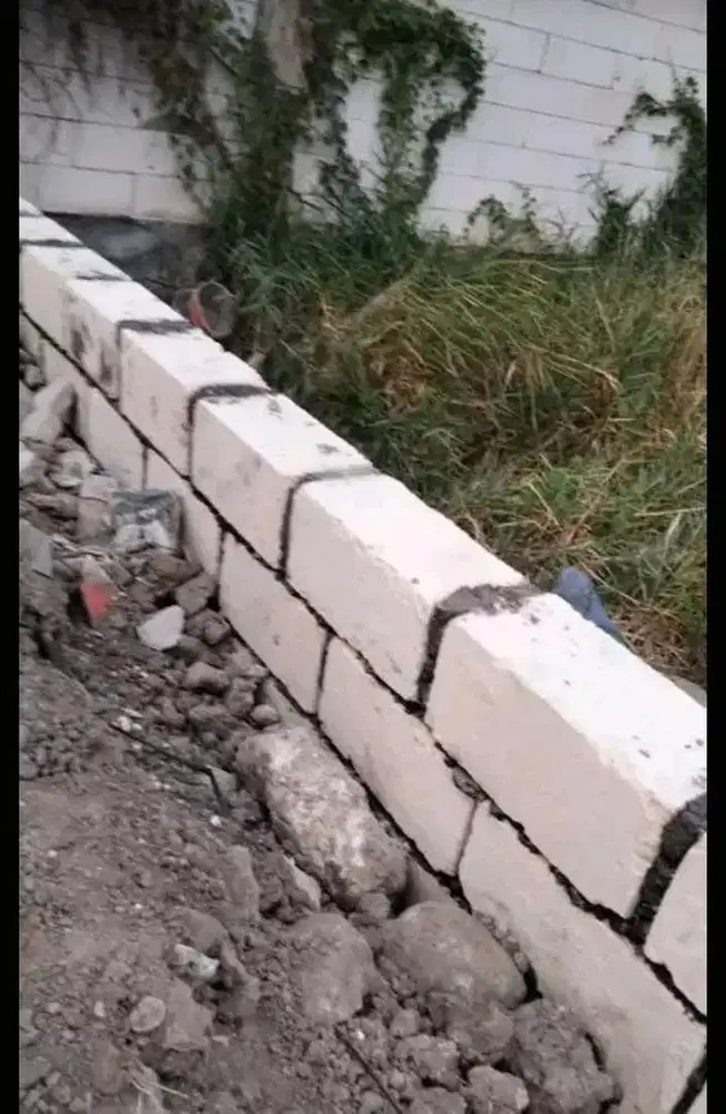 Batu kumbung bahan pondasi