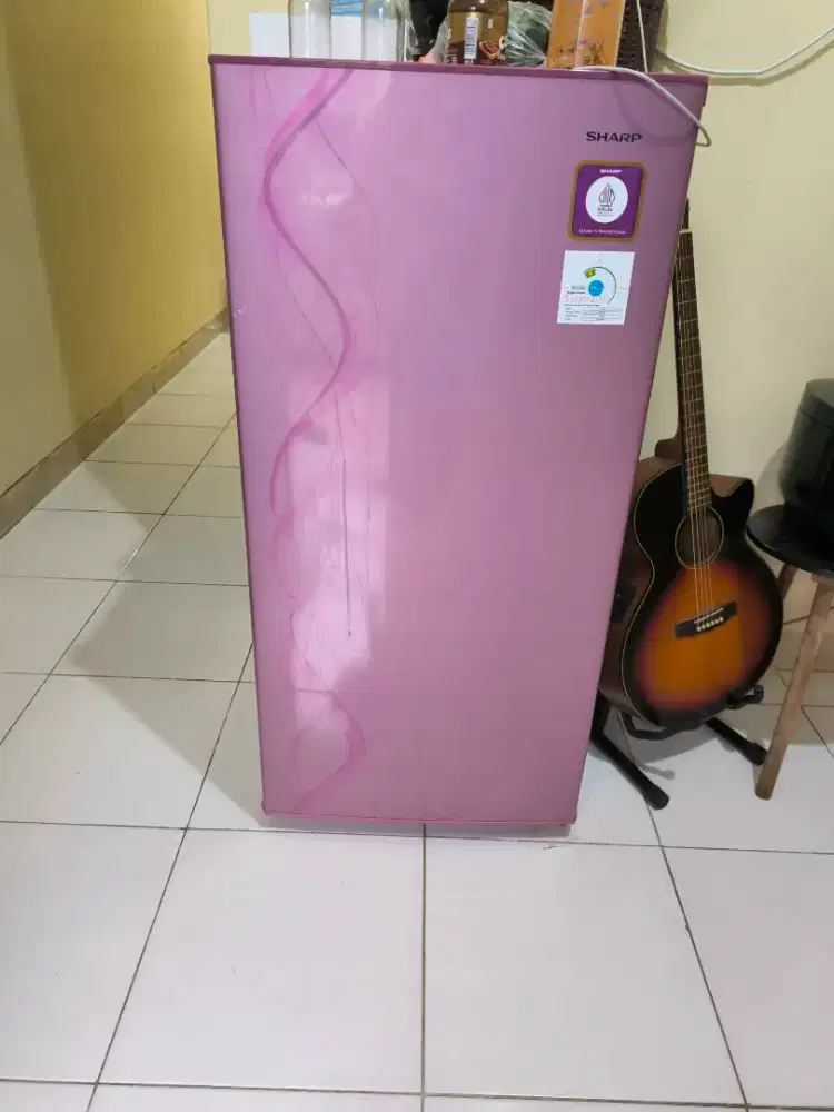 Dijual kulkas Sharp