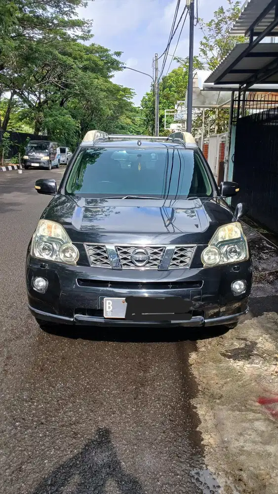 Nissan X-Trail 2010 Bensin