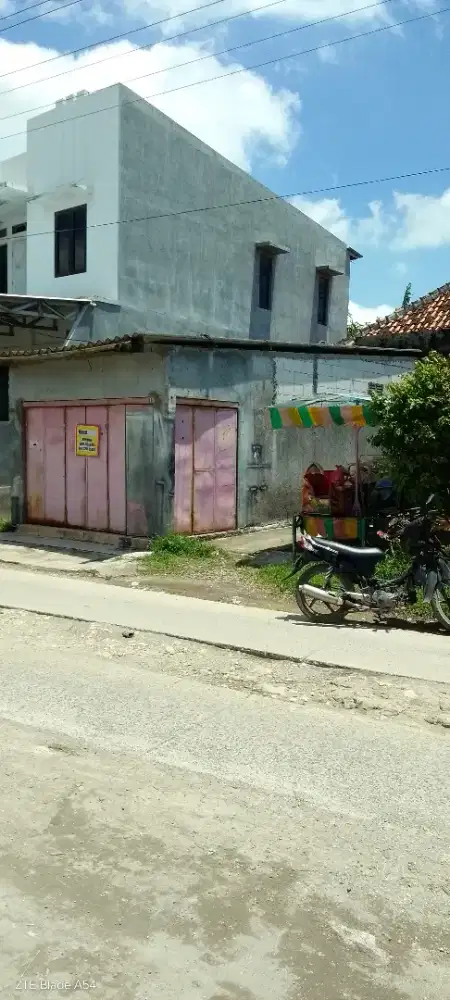 Dijual bangunan ruko lokasi strategis,d jl rya desa pranten-kota gubug