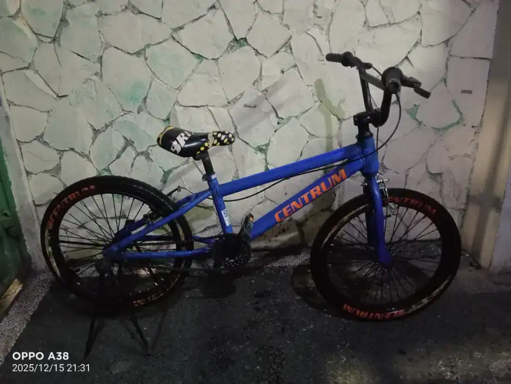 Jual butuh sepeda BMX centrum UK 20 kondisi normal siap gowes