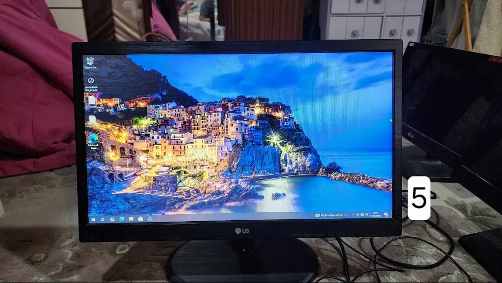 Set Komputer PC Desktop CPU Monitor Belajar Anak Pelajar Kerja Kantor