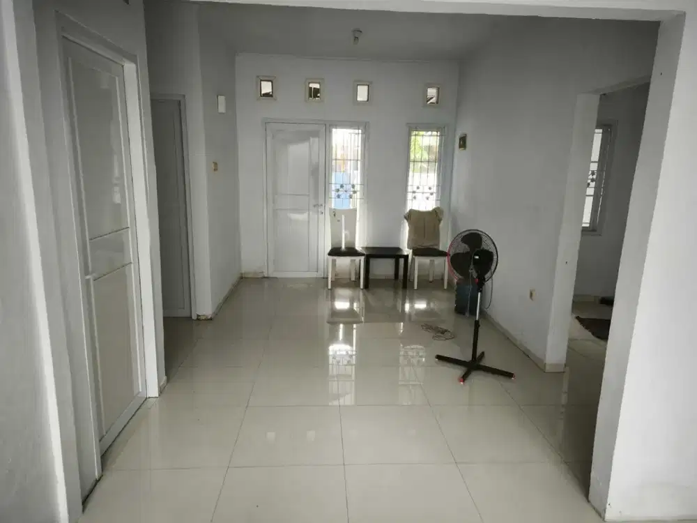 Dijual Rumah Luas 120m di Metland Menteng, Cakung, Jakarta Timur