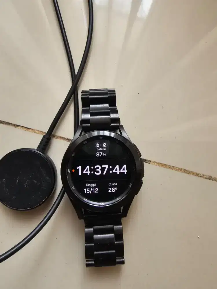 Jam tangan bekas