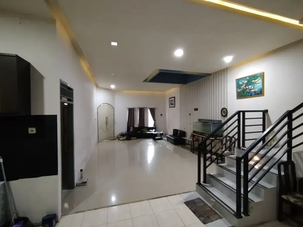 Jual Rumah 2 lt Jalan Bidar Kelapa Dua belakang Summarecon Mall Serpong