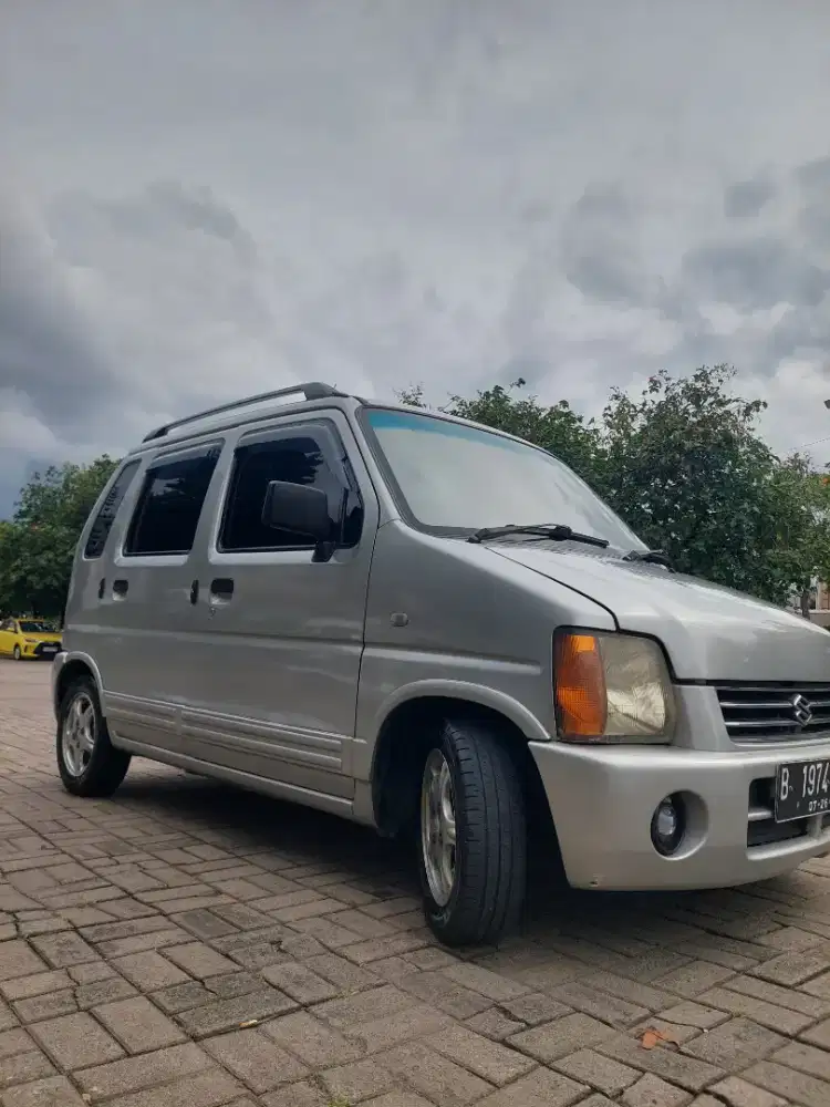 Dijual santai karimun kotak tahun 2004 tipe tertinggi GX