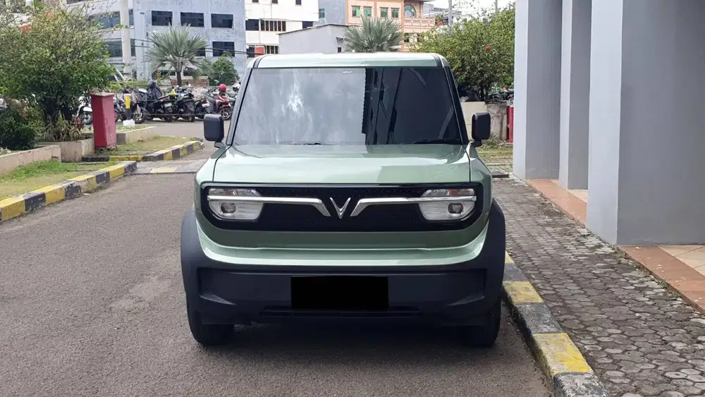 VinFast VF 3 VF3 EV Hijau Metalik 2025 Gress Like New Low Km Garansi