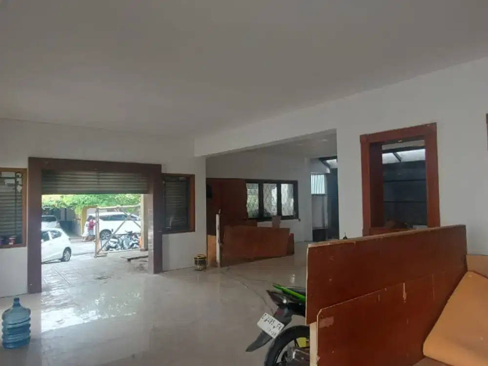 Ruang usaha Sayap Riau Pusat Kota Bandung