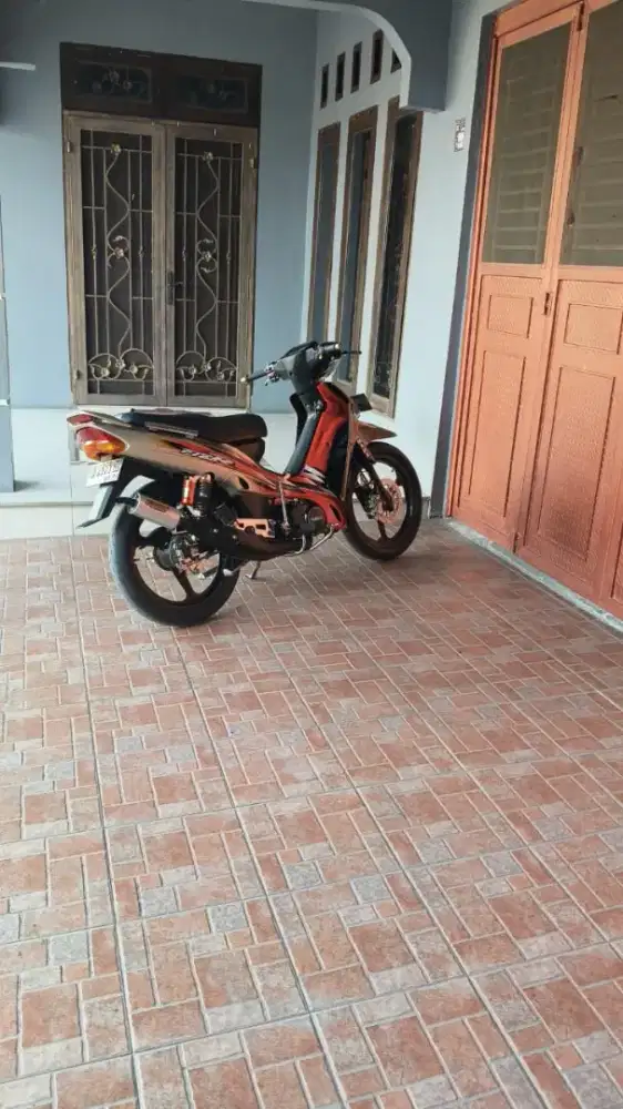 F1ZR 2003 PP ON Mulus