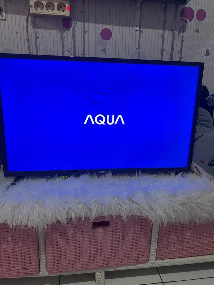 Tv aqua 32 inch