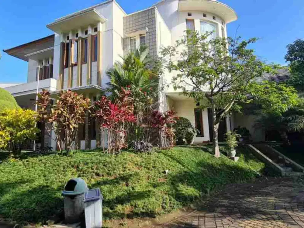 rumah dengan keindahan alam dan desain mewah di PRV kodya Bandung