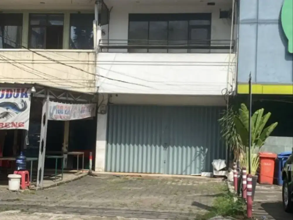 Disewakan Ruko 3 Lantai di Condet Jakarta Timur – Cocok Kantor, Cafe & Ekspedisi