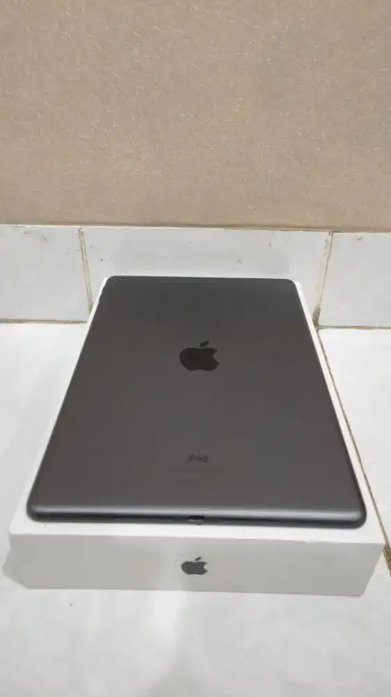 Apple iPad 8 wifi only 128 gb bekas