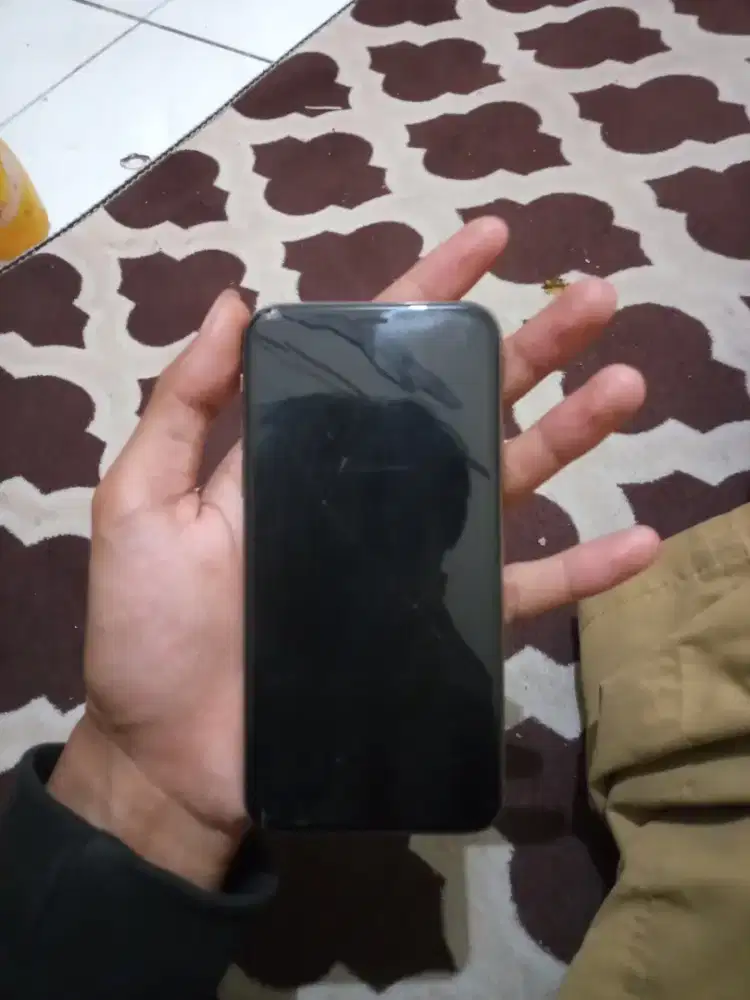 iPhone xs 64gb inter