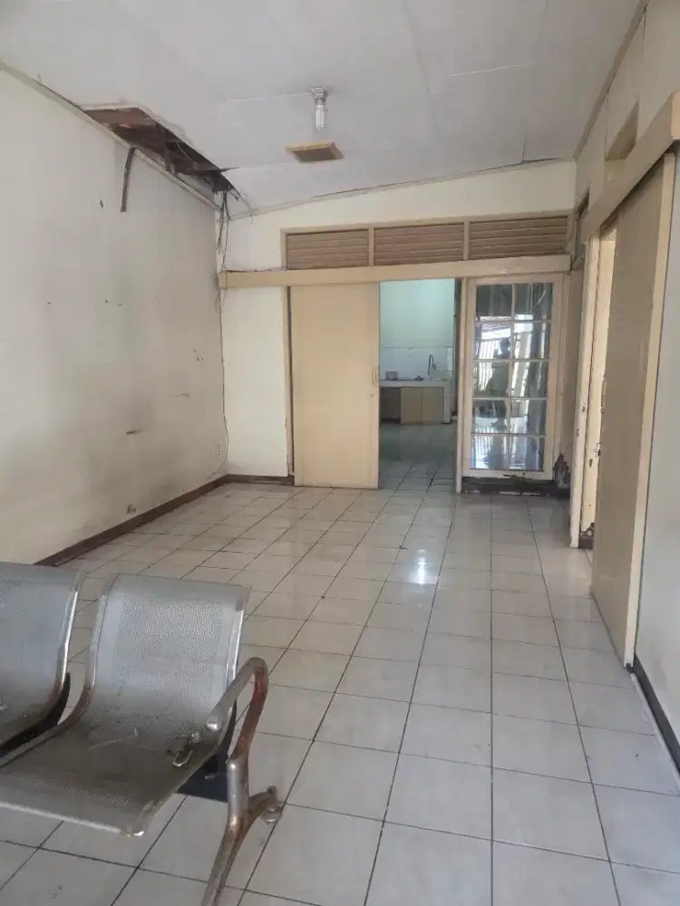 Rumah Kurdi Lingkungan aman dan Nyaman