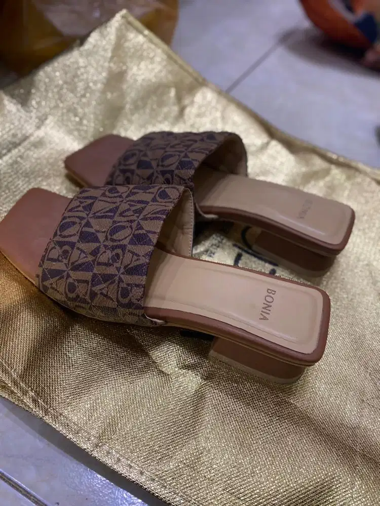Sendal Bonia Original