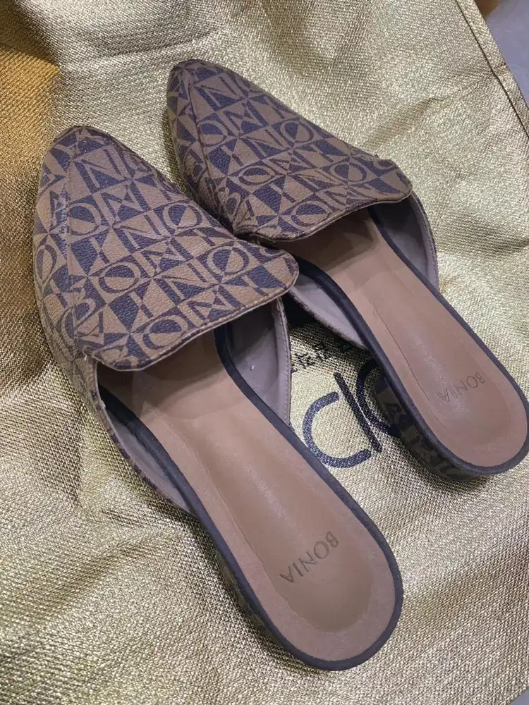 Sendal Bonia Original