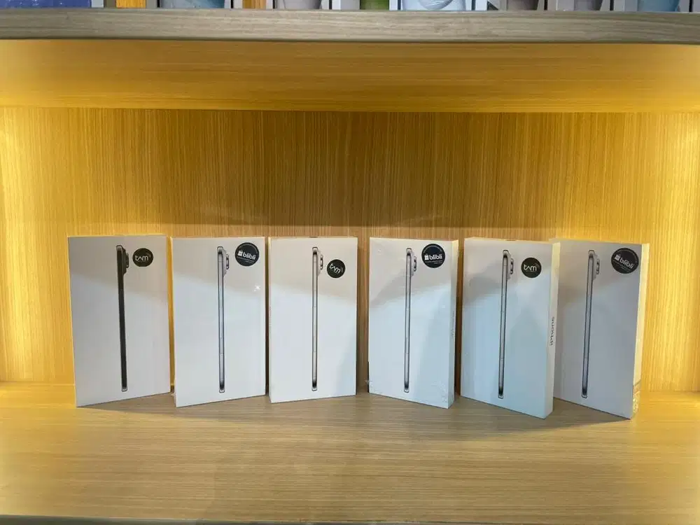 IPHONE AIR BRAND NEW