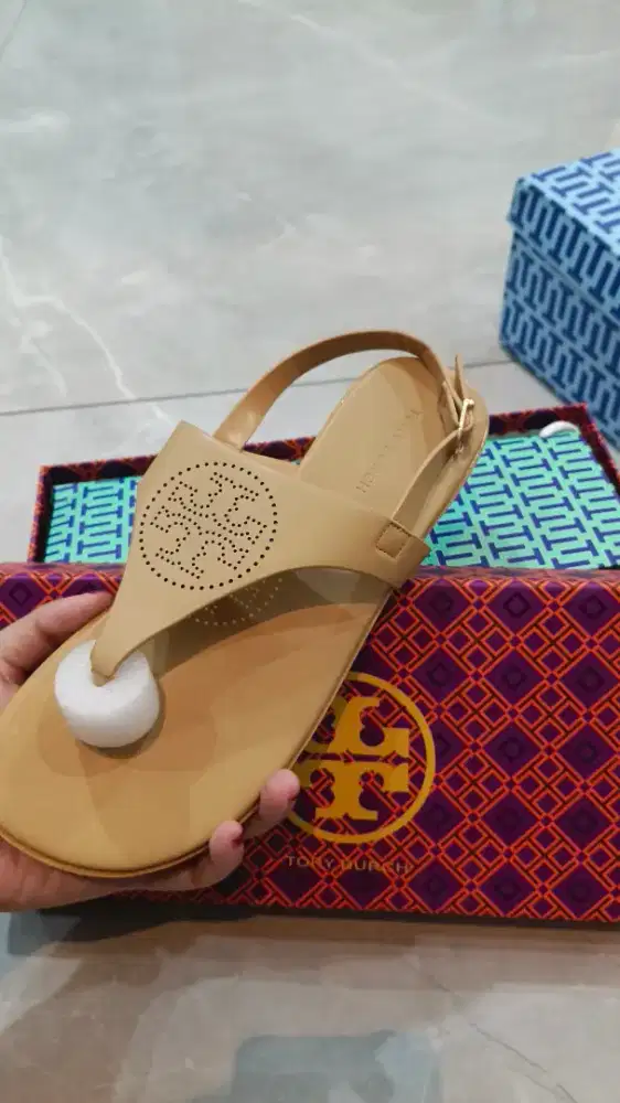 Tory Burch Capri Perf Leather