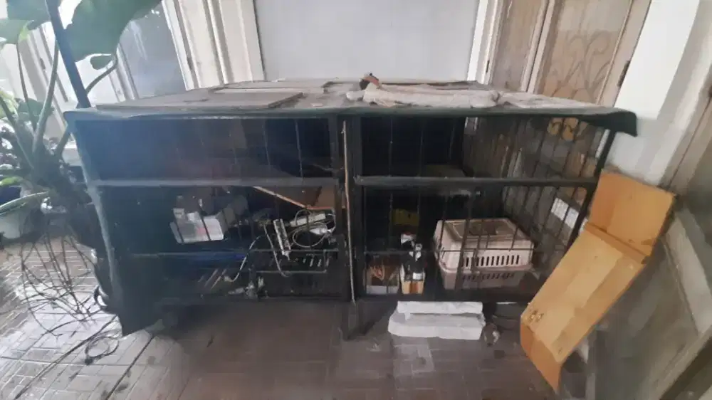 Kandang anjing besar